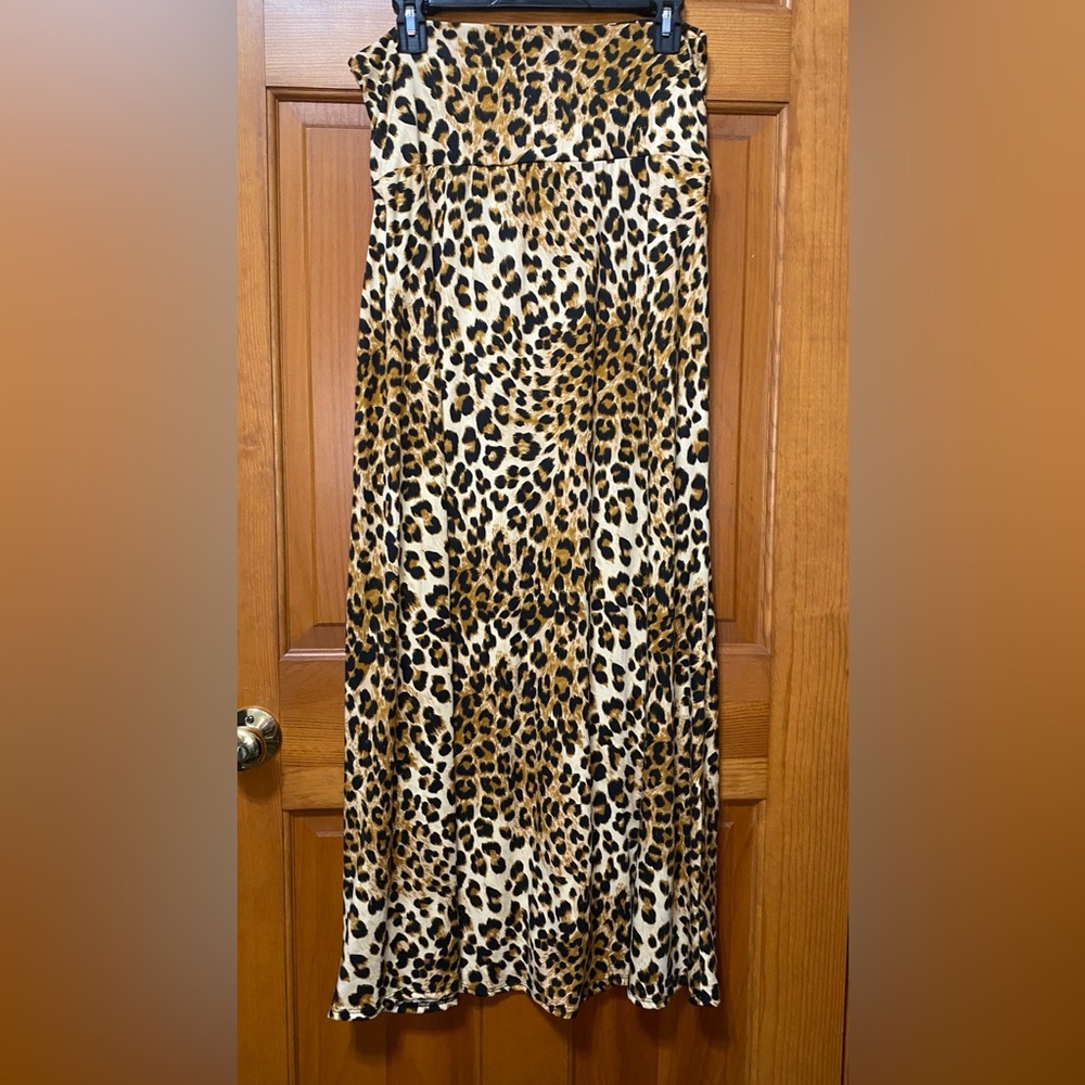 NWOT Zenobia Plus Size Animal Print Maxi Skirt - Picture 3 of 4